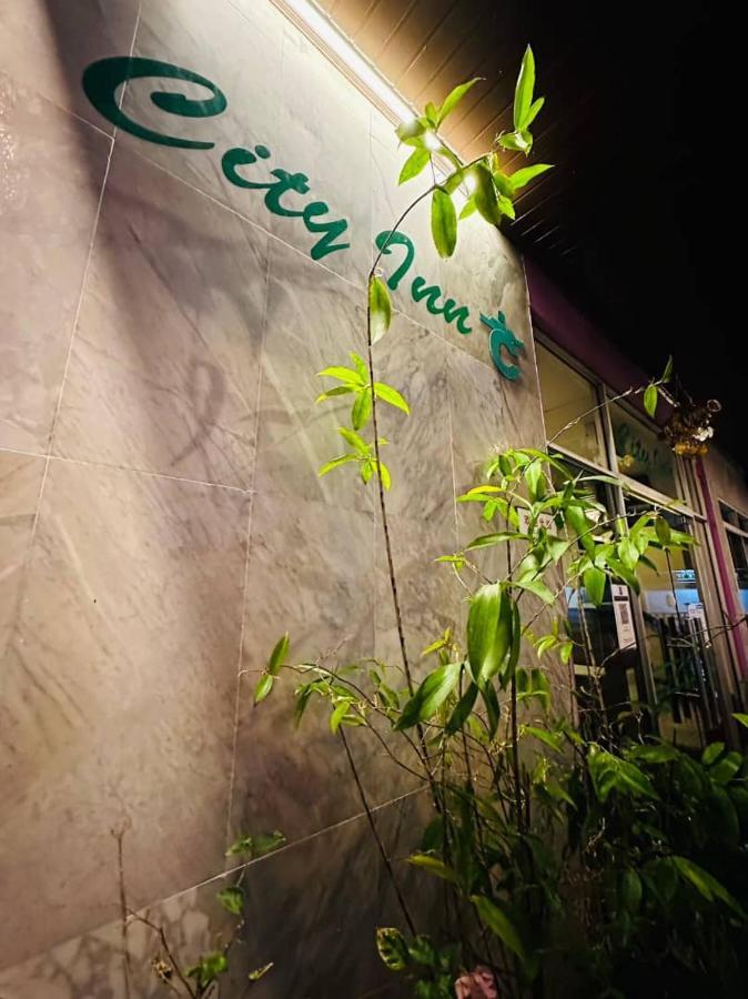 City Inn Kuching Esterno foto