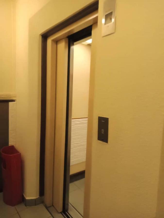 City Inn Kuching Esterno foto