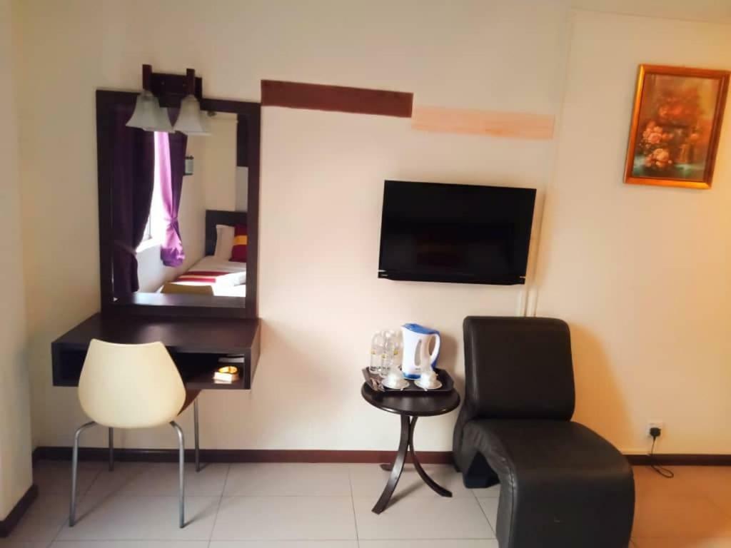 City Inn Kuching Esterno foto